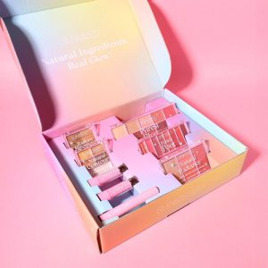 Sunkissed Beauty Box 2025 8 Pieces